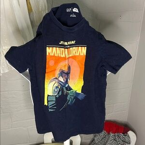 GAP Kids Star Wars Mandalorian Tee - Navy and Yellow